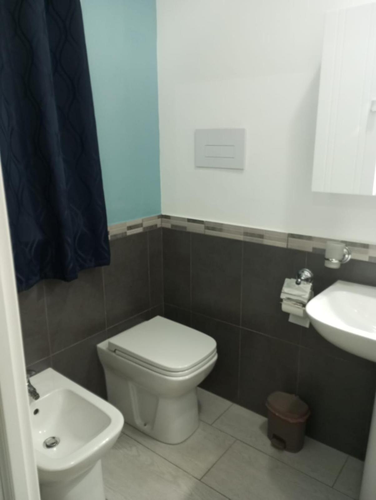 Quadruple Room Bathroom